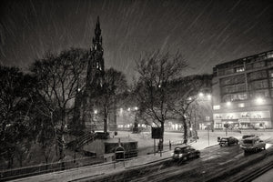 Edinburgh - Waverley bridge blizzard